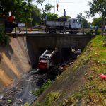 Evacuación de basura y sedimento en el cauce de Villa Reconciliación