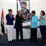 Vicealcalde  Enrique Armas recibe galardón de parte de la Organización Mundial de Boxeo