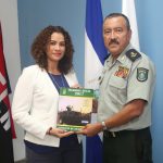 Alcaldía recibe Memoria Anual del Ejército