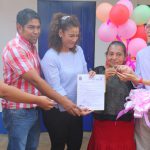 María Agustina López recibió las llaves de su nueva casa