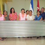 Buen Gobierno entrega materiales de construcción a comerciantes afectados por incendio