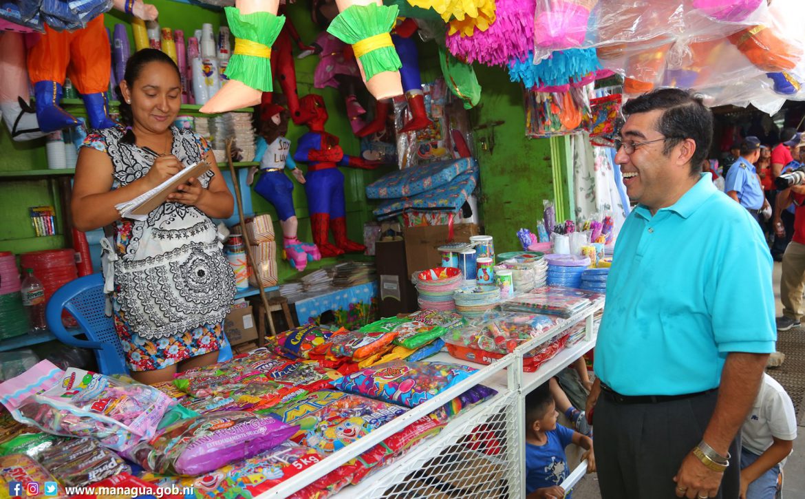 PORTADA. FERIA DE DESCUENTOS EN EL MERCADO ORIENTAL