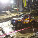 Familias capitalinas viven la adrenalina en la batalla de máquinas 4x4