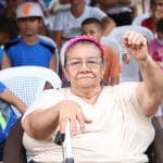 Madre de la tercera edad en el barrio Costa Rica recibe vivienda digna