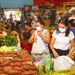 Continúan los descuentos y promociones en el mes patrio