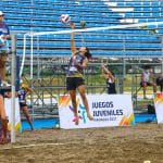 Inician los partidos del voleibol de playa en los Juegos Juveniles