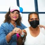 Familia del barrio Jonathan González recibe con alegría las llaves de su nueva Vivienda Solidaria