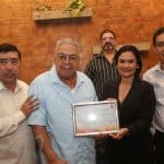 Alcaldía rinde homenaje a los negocios más antiguos de la capital