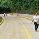 Habitantes de la comarca La Hoyada inauguran sus primeras calles revestidas