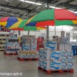 Mercados capitalinos mantienen grandes descuentos en productos de la temporada de verano