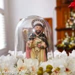 Santo Domingo de Guzmán es subido a su altar en Las Sierritas