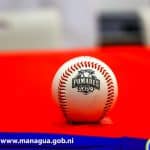 Alcaldías del departamento de Managua entregan uniformes al equipo Indios del Bóer