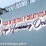 Familias capitalinas rinden homenaje al primer actor nicaragüense Hugo Hernández Oviedo