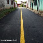 El pavimento de todas las calles del barrio Jorge Casally refleja el progreso