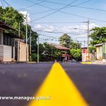 Barrio Cristo del Rosario da la bienvenida a la época navideña con el revestimiento de sus calles