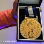 Entrega de la Orden Municipal Alexis Argüello a la leyenda del boxeo Ricardo “El Finito” López